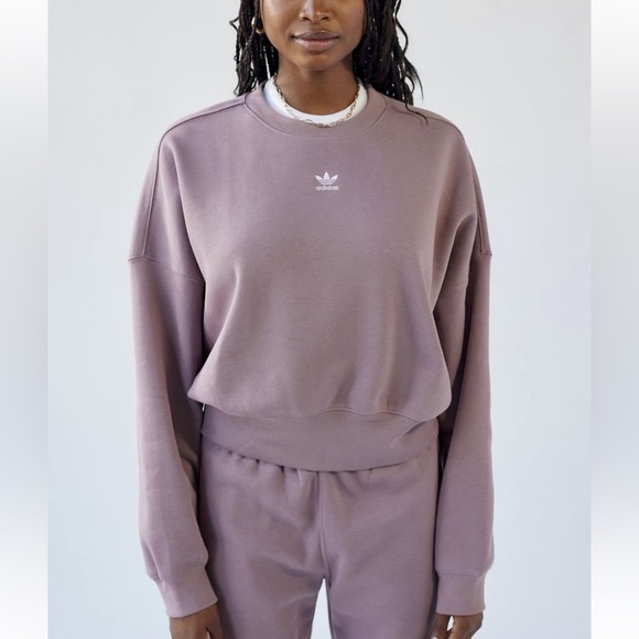 Adidas essentials crewneck sweatshirt - Picture 5 of 6